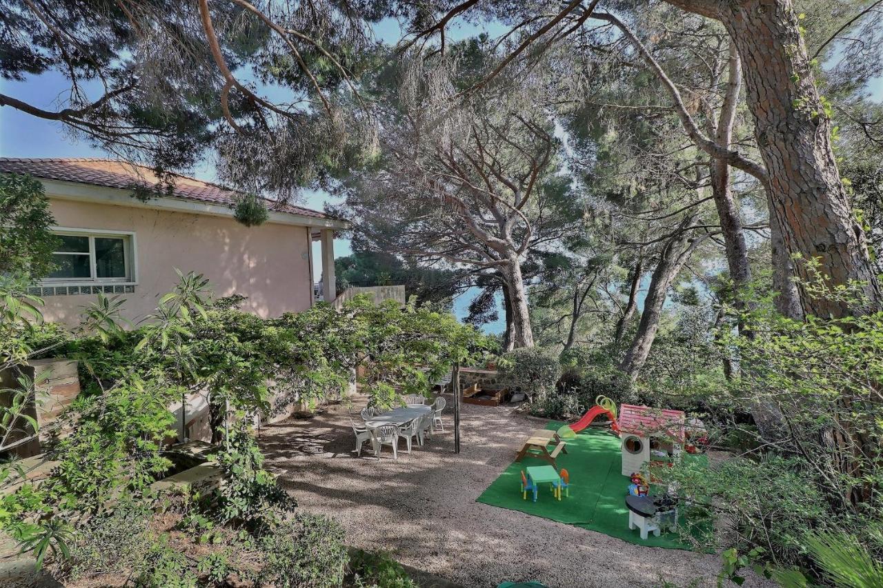Villa Des Fontenelles La Croix-Valmer Exterior foto